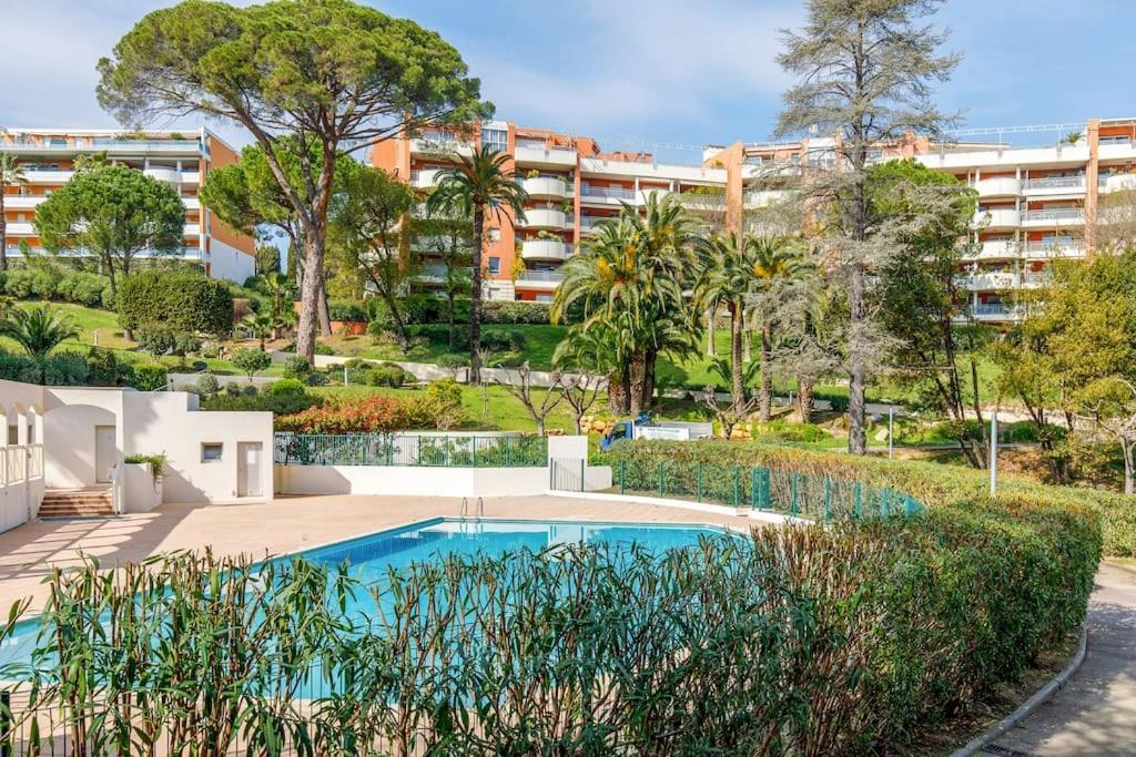 Domaine Des Palmiers - Piscine- Parking - Tennis - Clim Cannes Dış mekan fotoğraf